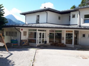 Ingresso scuola dell'Infanzia S. Vascellari di Pieve di Cadore